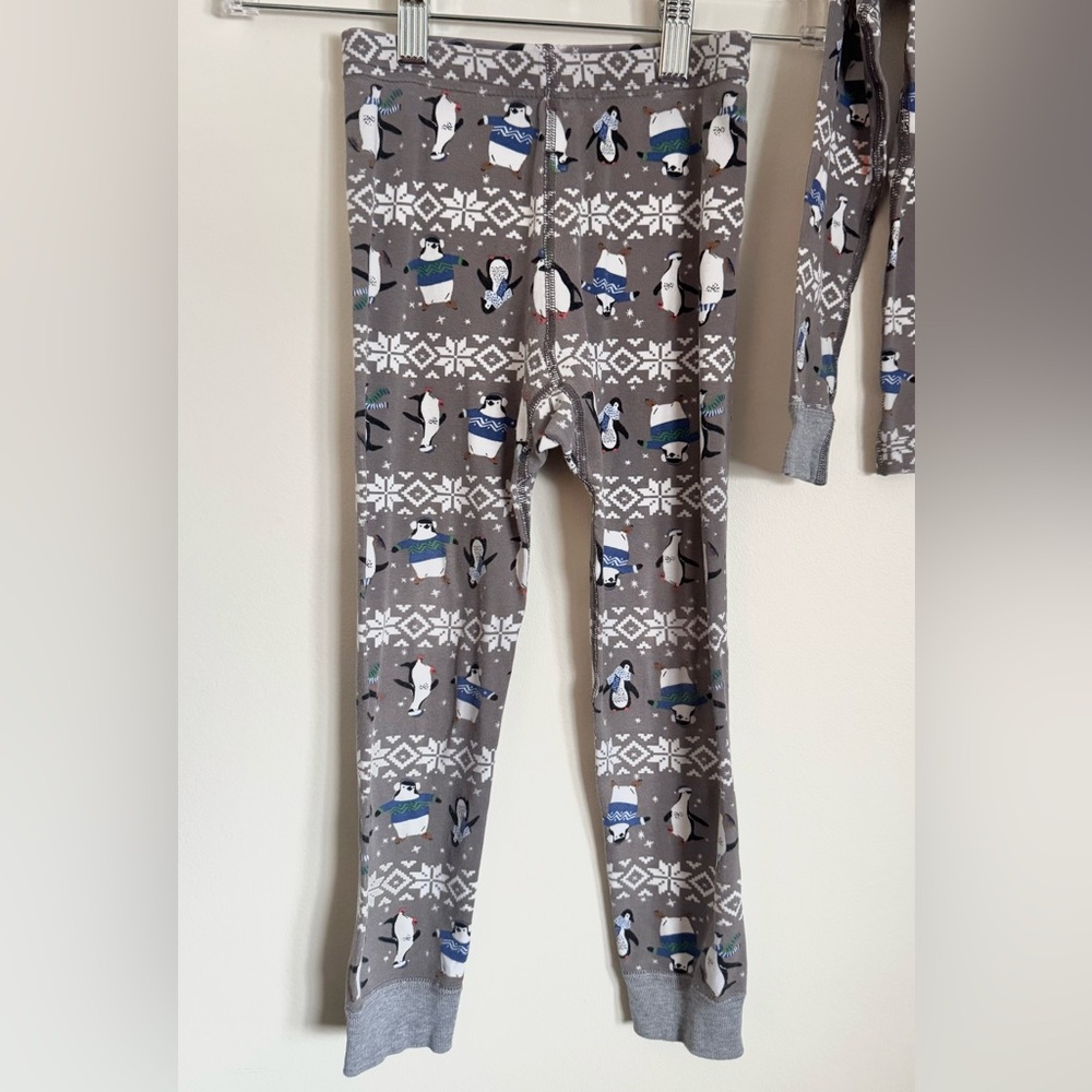 Hanna Andersson Boys Pajamas, Size 5 - Picture 3 of 3